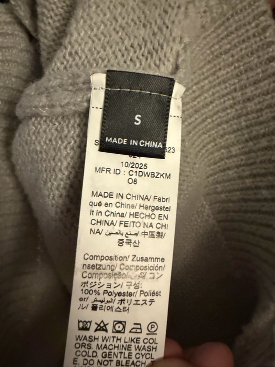 Light Gray Women's Button-Front Knit Sweater Cardigan - Picture 2 of 3